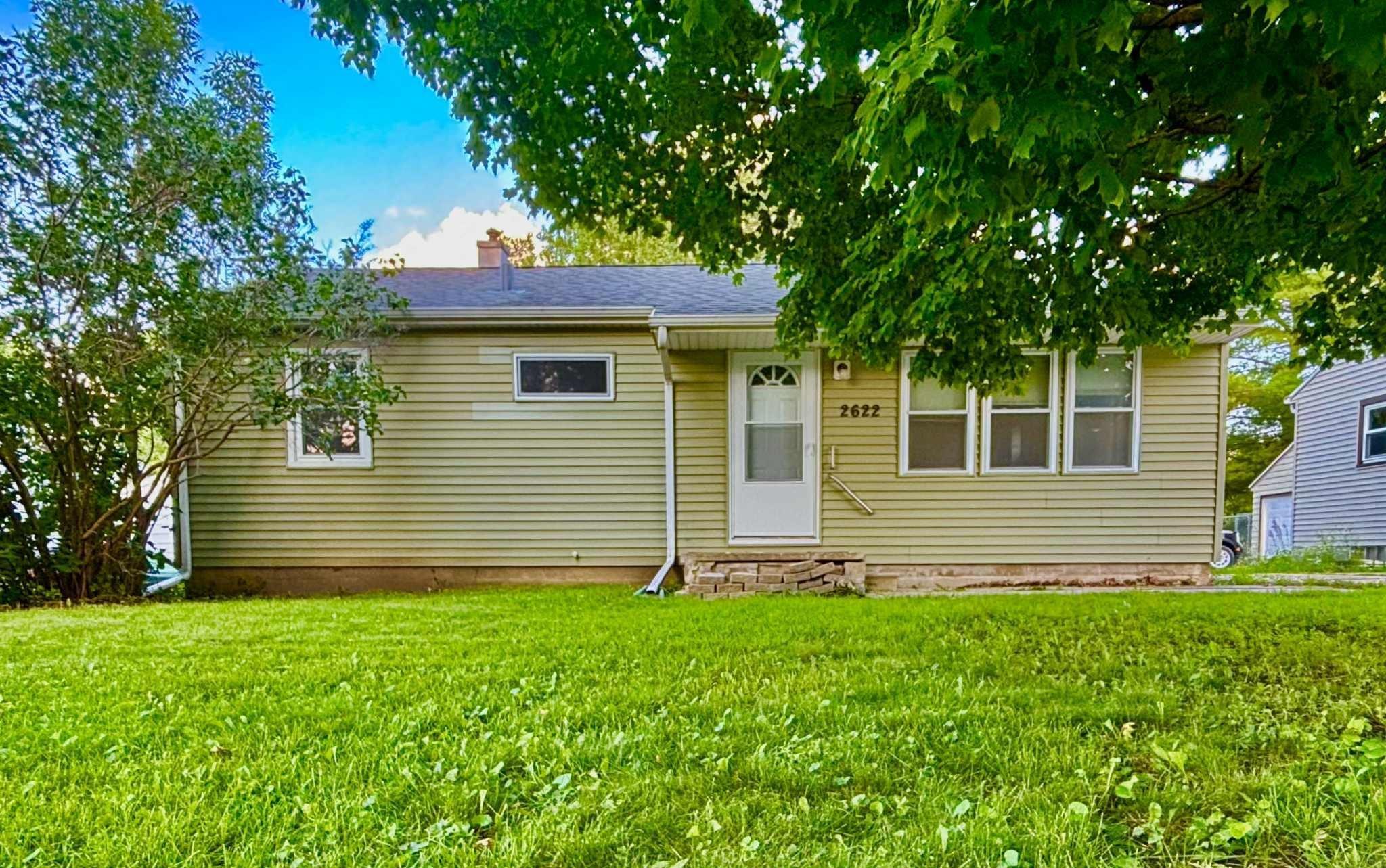 Property Photo:  2622 Garden Avenue  IA 50613 