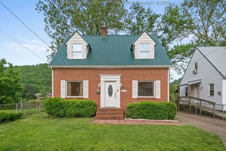 Property Photo:  6510 Roosevelt Avenue  WV 25304 