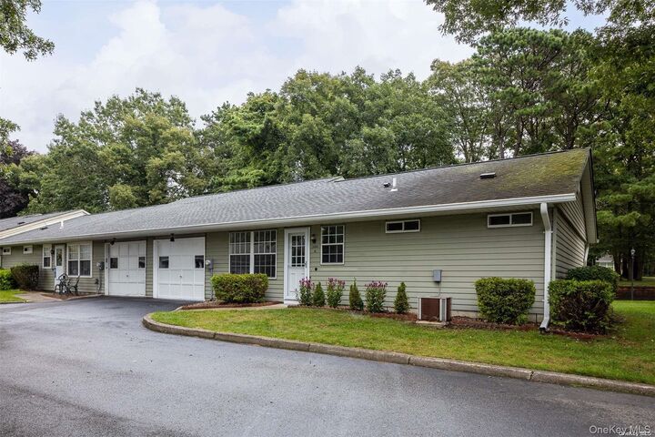 Property Photo:  384 Woodbridge Drive A  NY 11961 