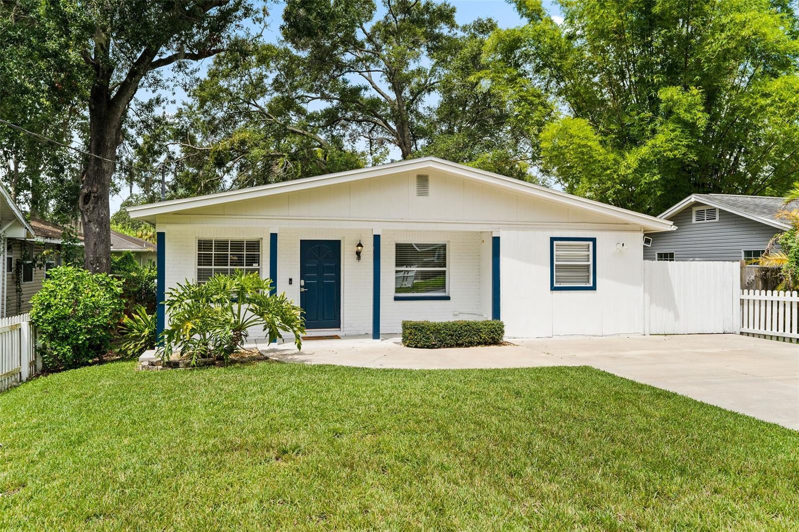 6908 N Lynn Avenue  Tampa FL 33604 photo