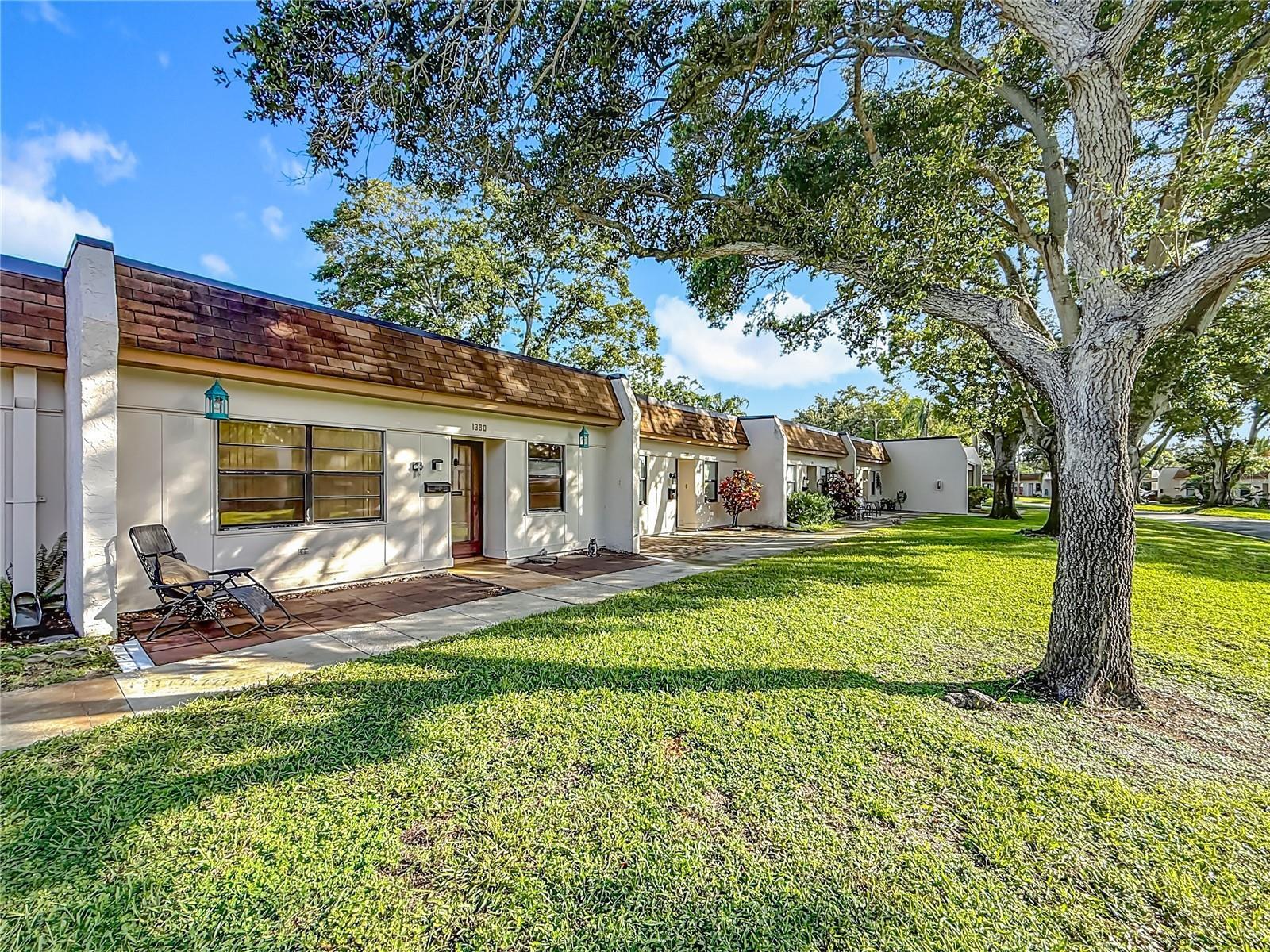 Property Photo: 1380 Mission Circle FL 33759