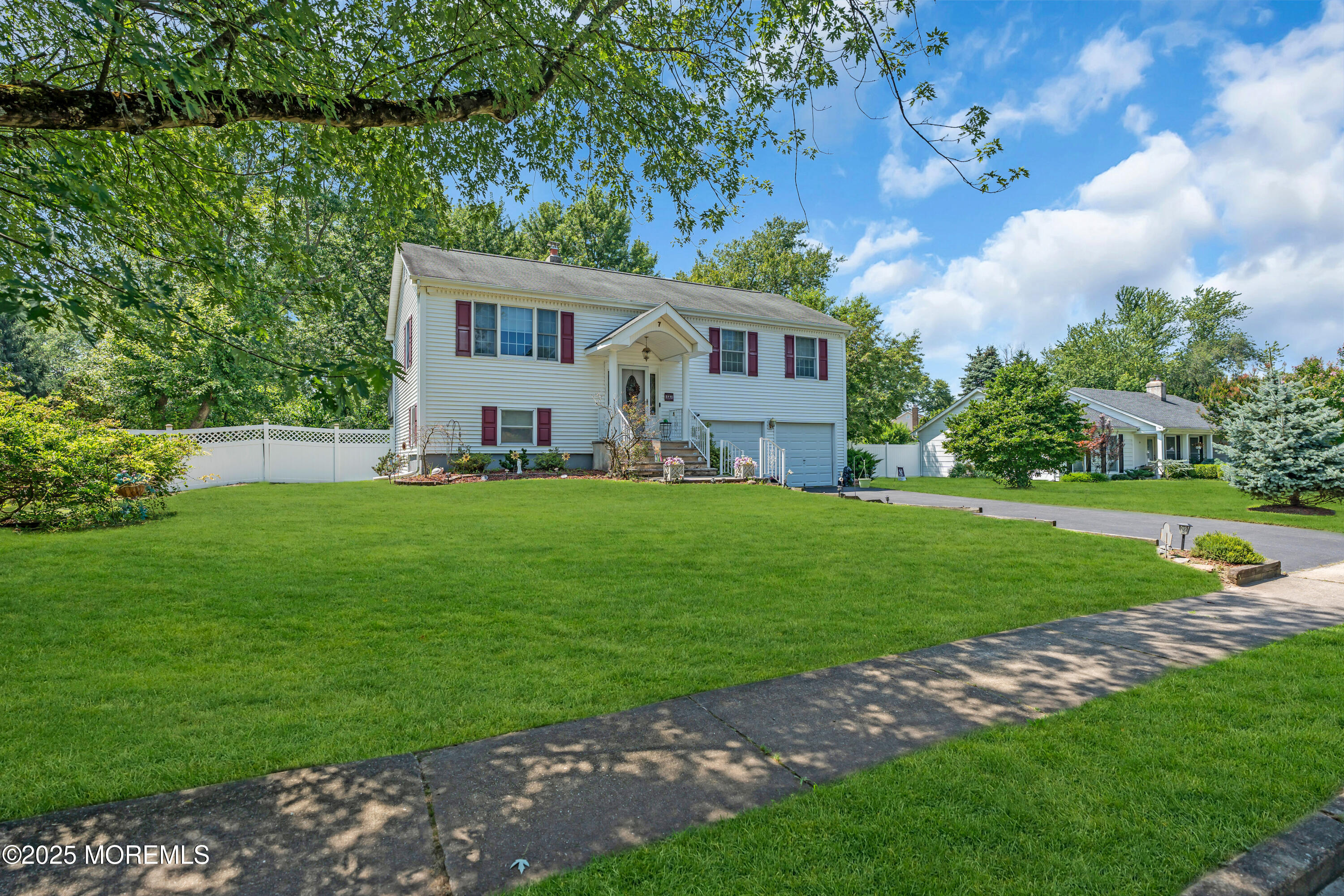 Property Photo: 7 Salem Lane NJ 08527