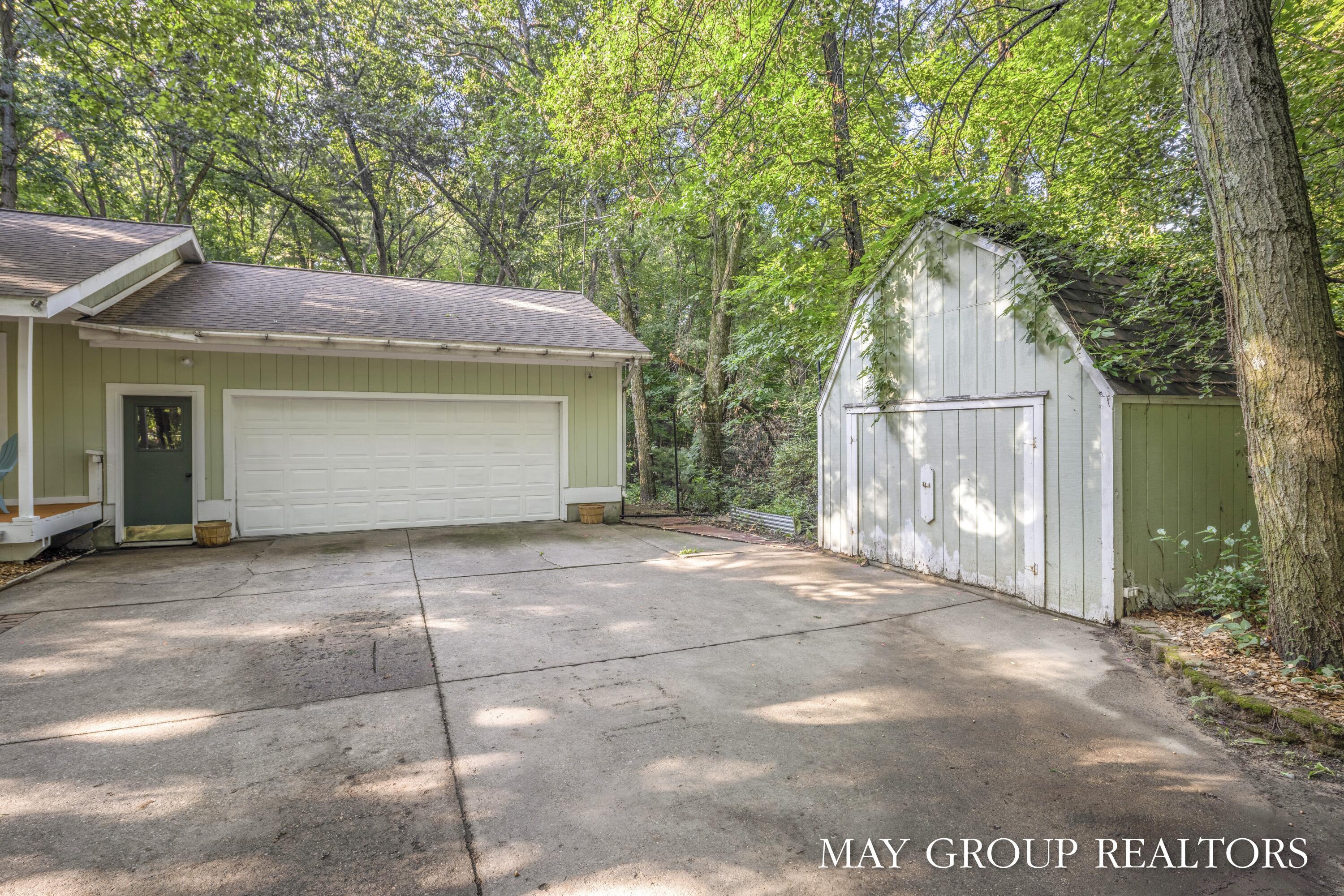Property Photo:  4240 Knapp Street NE  MI 49525 