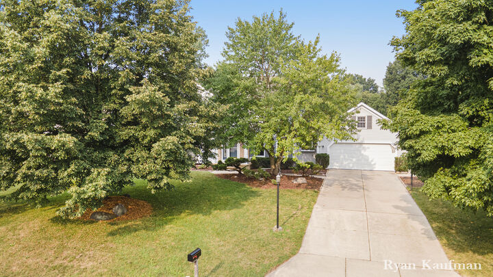 Property Photo: 1055 Dogwood Meadows Drive SE MI 49301