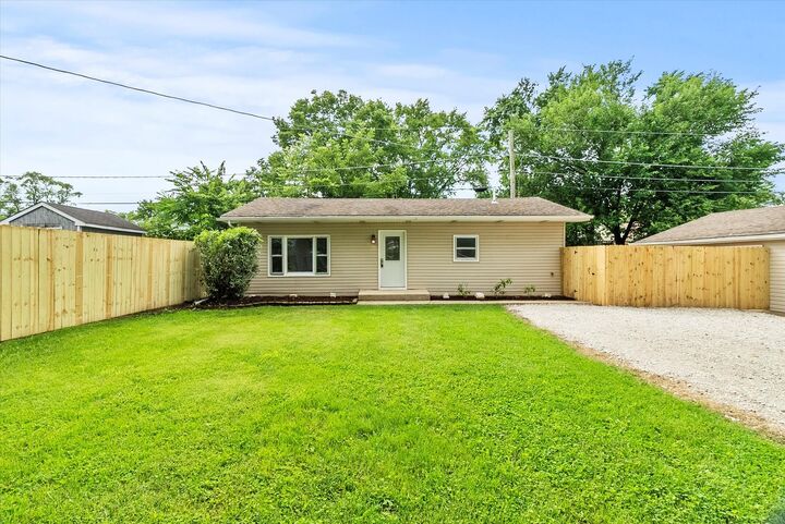 Property Photo: 311 Barr Elms Avenue IL 60433