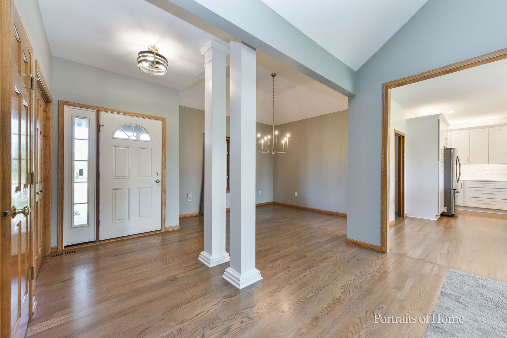 Property Photo: 326 Austin Court IL 60560