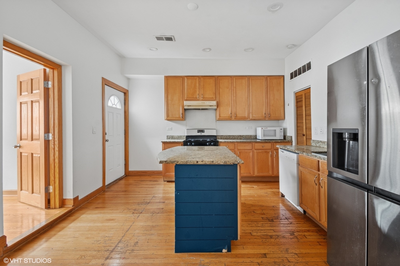 Property Photo:  2336 W Taylor Street 2  IL 60612 