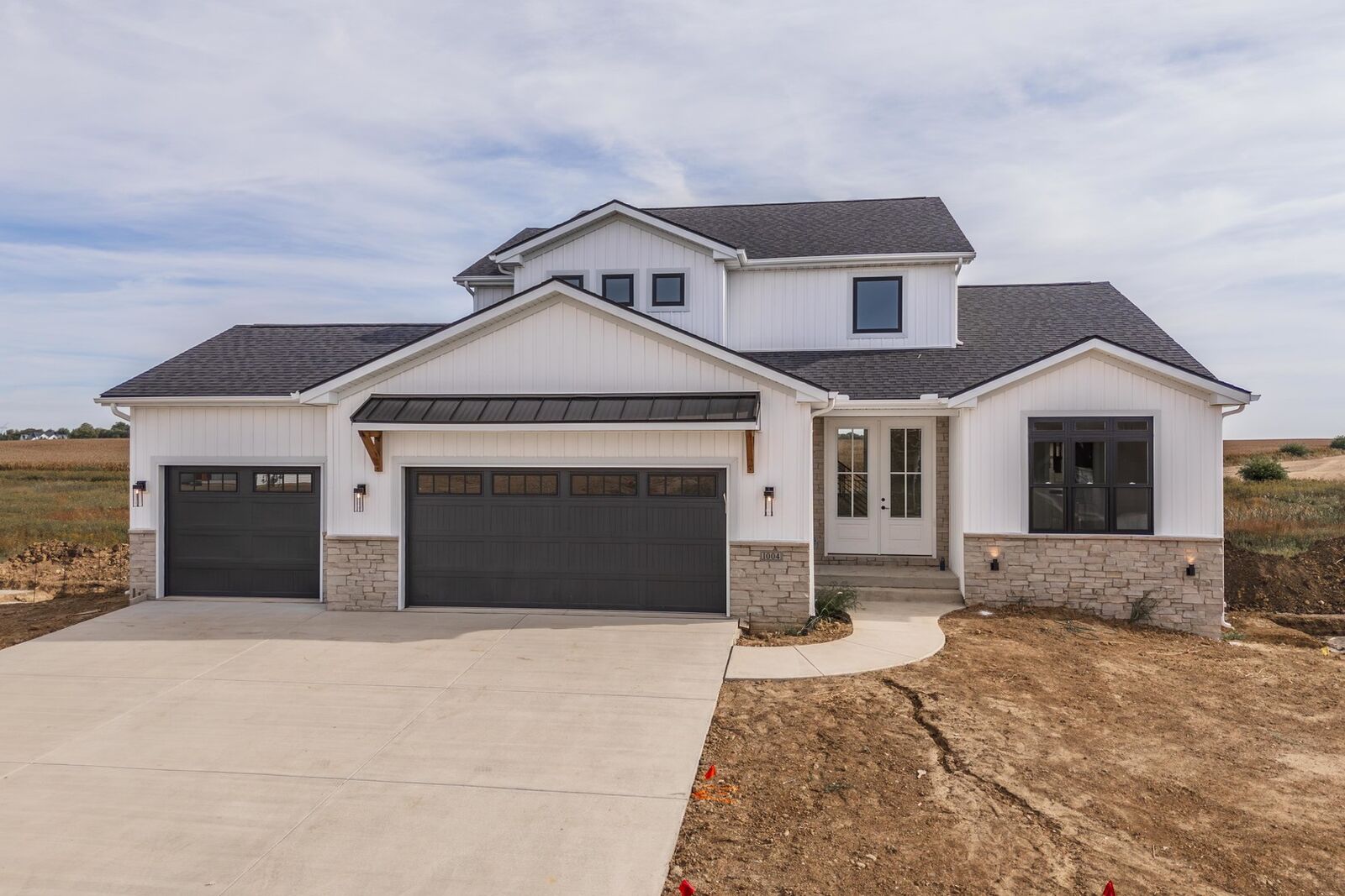 Property Photo:  1004 Mount Carmel Road  IL 61705