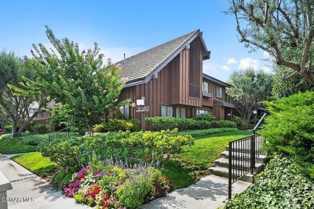 Property Photo: 1282 Stonewood Court CA 90732