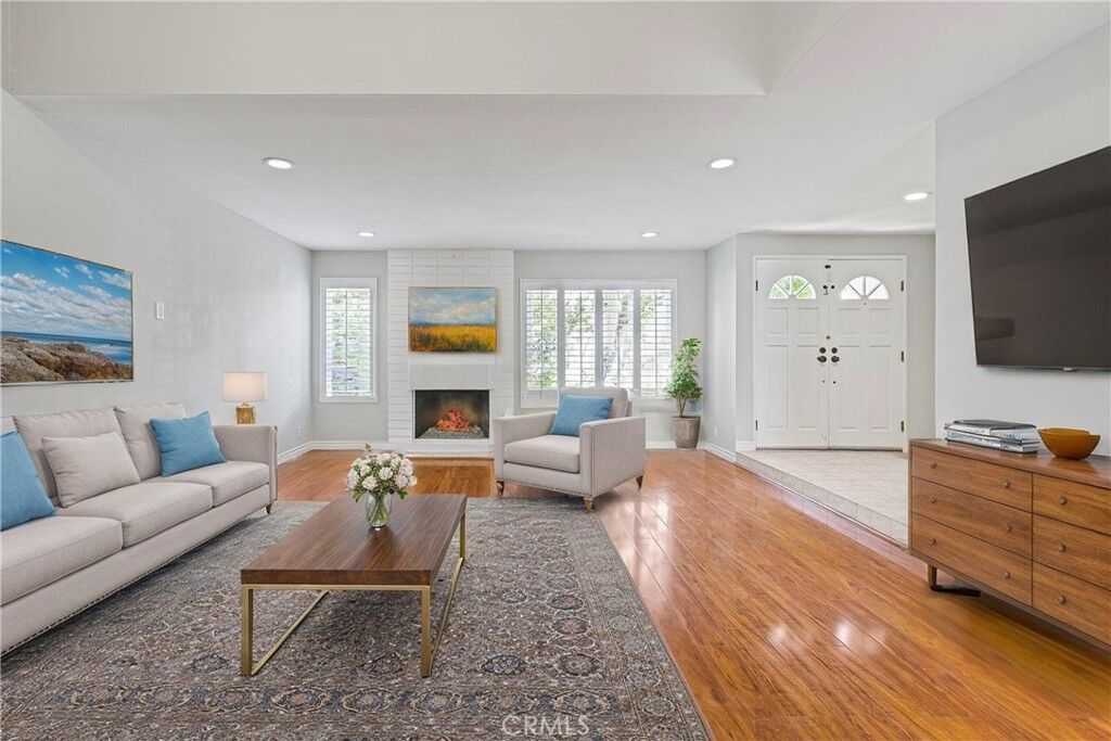 Property Photo:  32 Goldenbush  CA 92604 