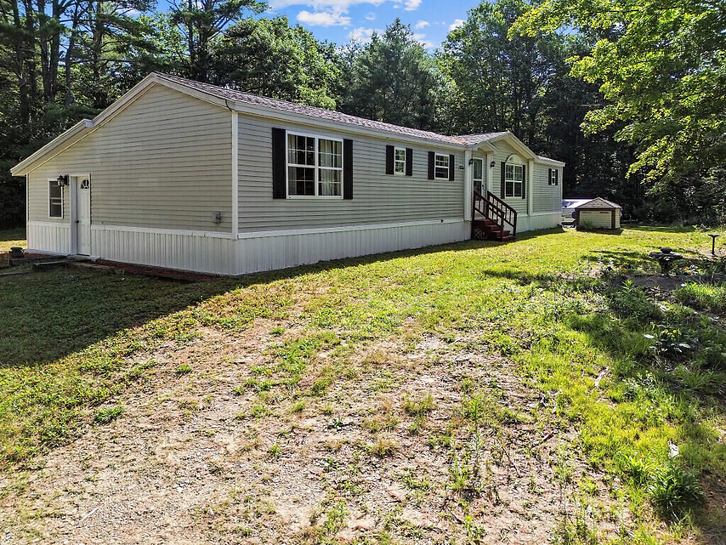 Property Photo: 460 Coopers Mills Road ME 04363