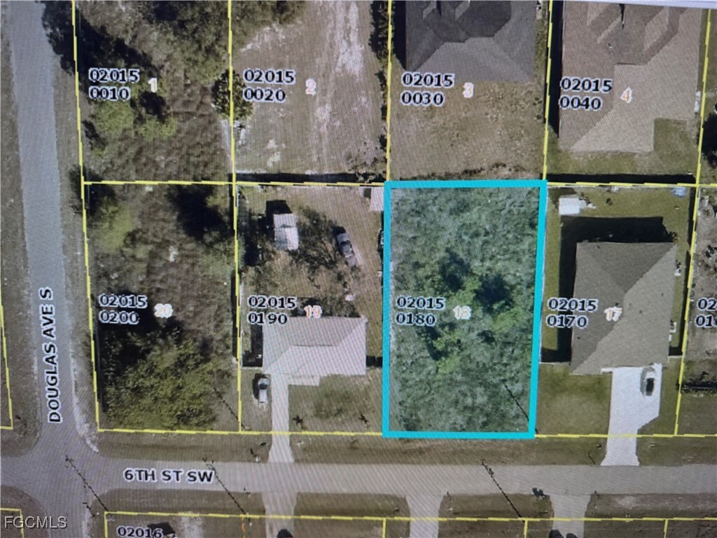 Property Photo:  4114 6th Street SW  FL 33976 