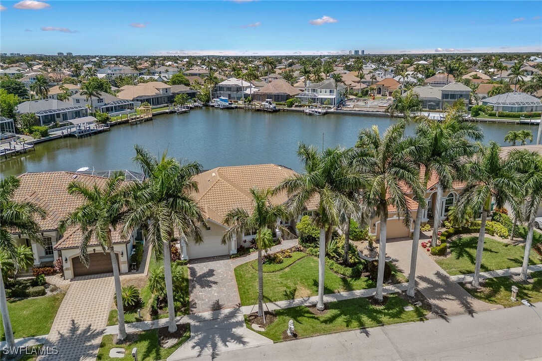 Property Photo:  1824 N Bahama Avenue  FL 34145 