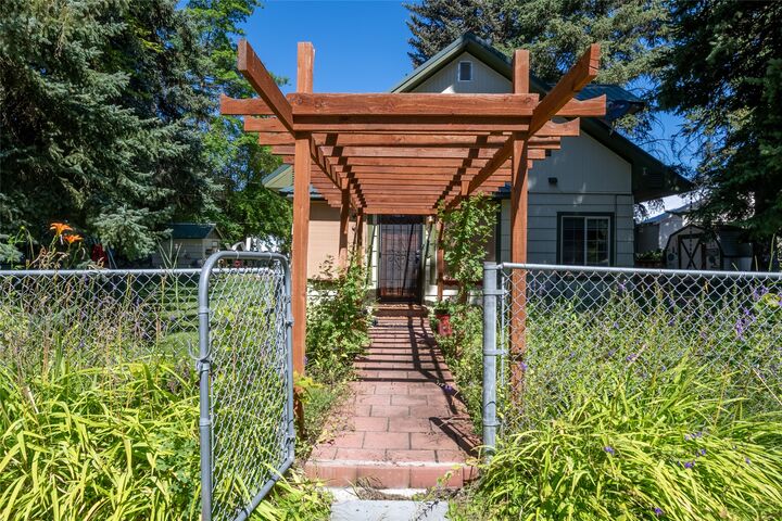 Property Photo:  207 Main Street  MT 59866 