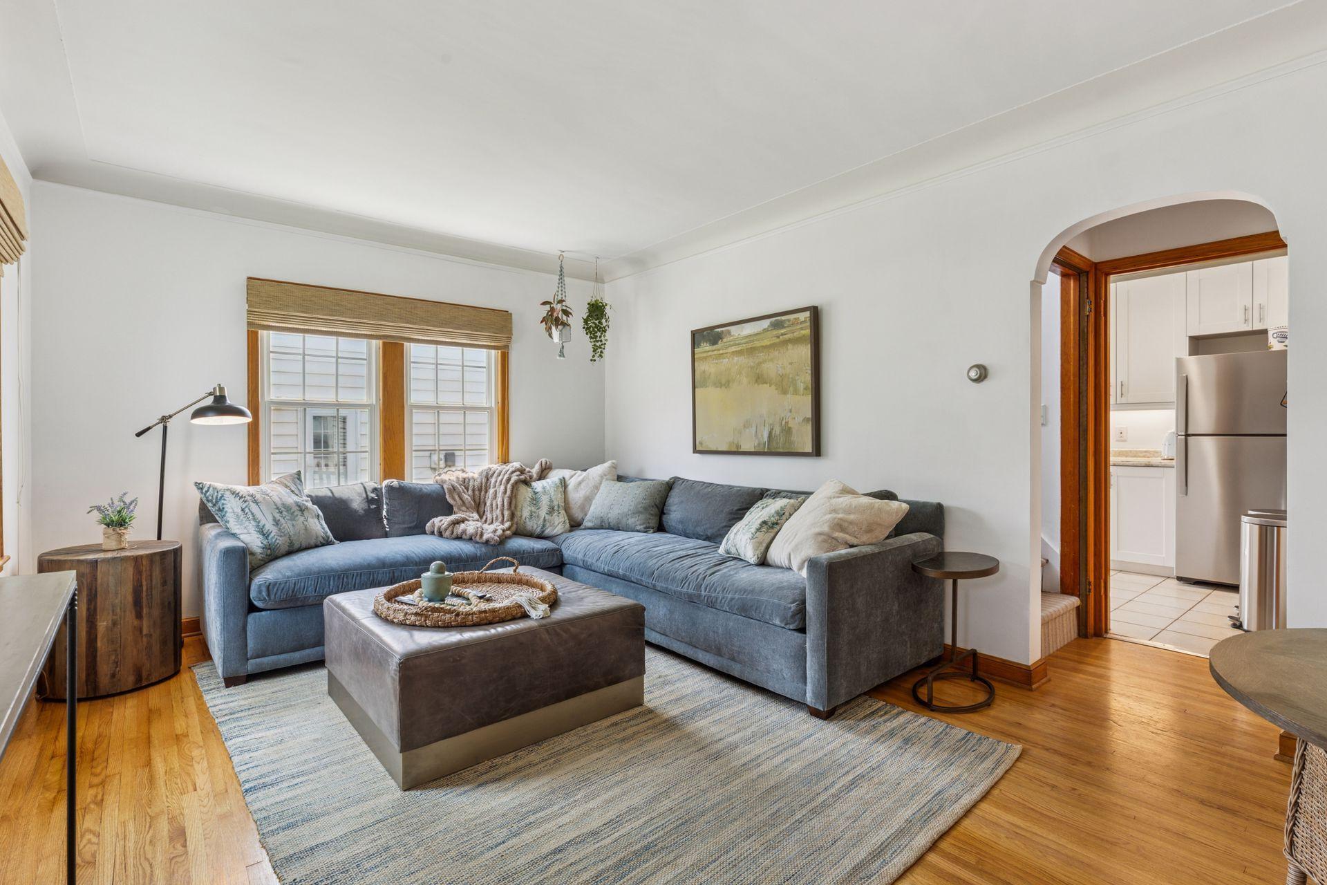 Property Photo:  342 9th Avenue N  MN 55343 