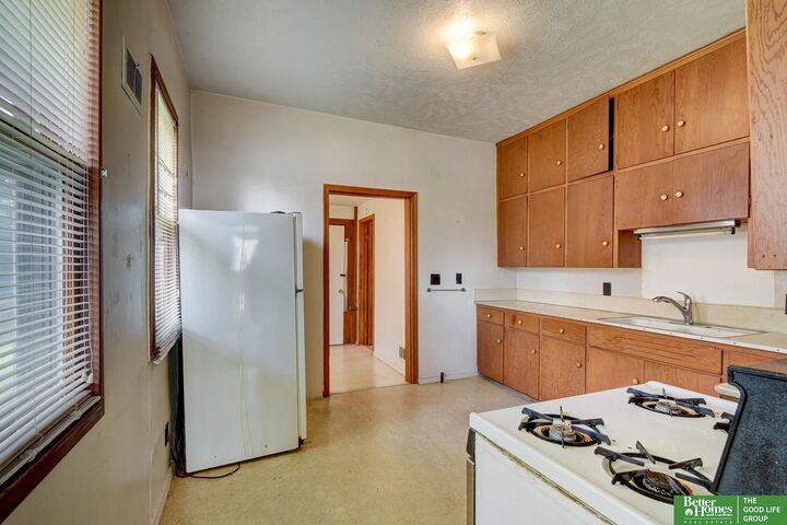 Property Photo:  1510 S 32 Avenue  NE 68105 