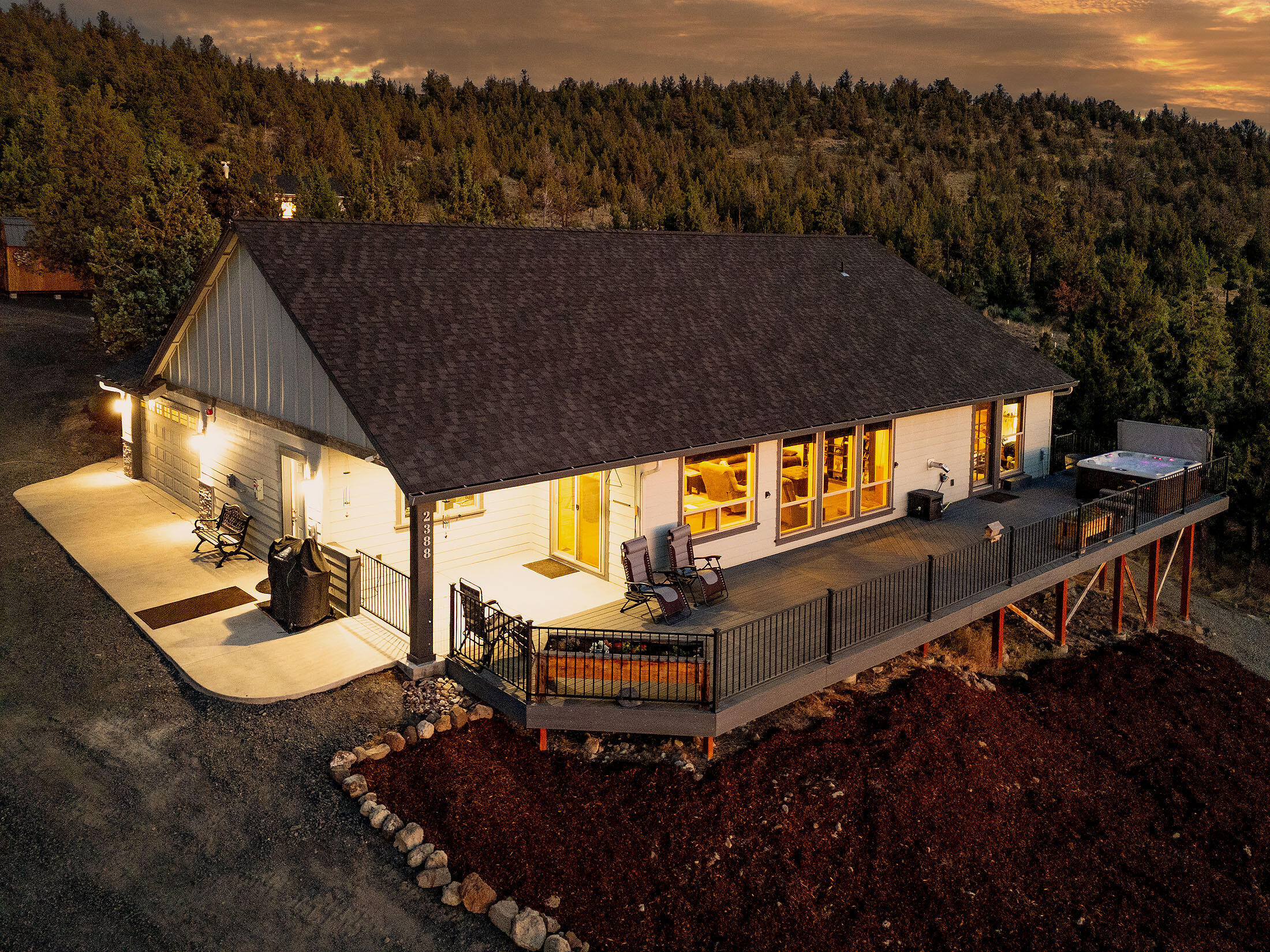 Property Photo:  2388 SE Conifer Court  OR 97754 