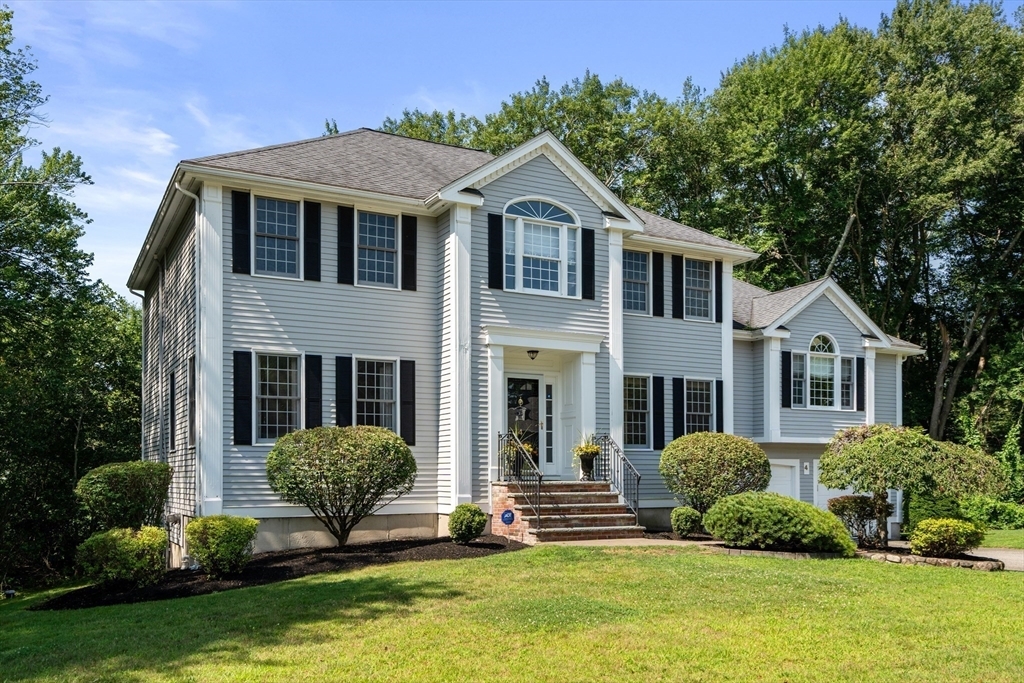 Property Photo: 4 Green Meadow Dr MA 01940