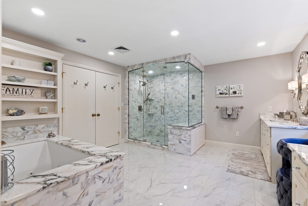 Property Photo: 16 Durham Drive MA 01940