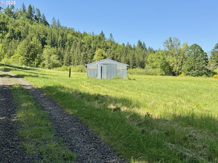 Property Photo:  11894 SW Dupee Valley Rd  OR 97148 
