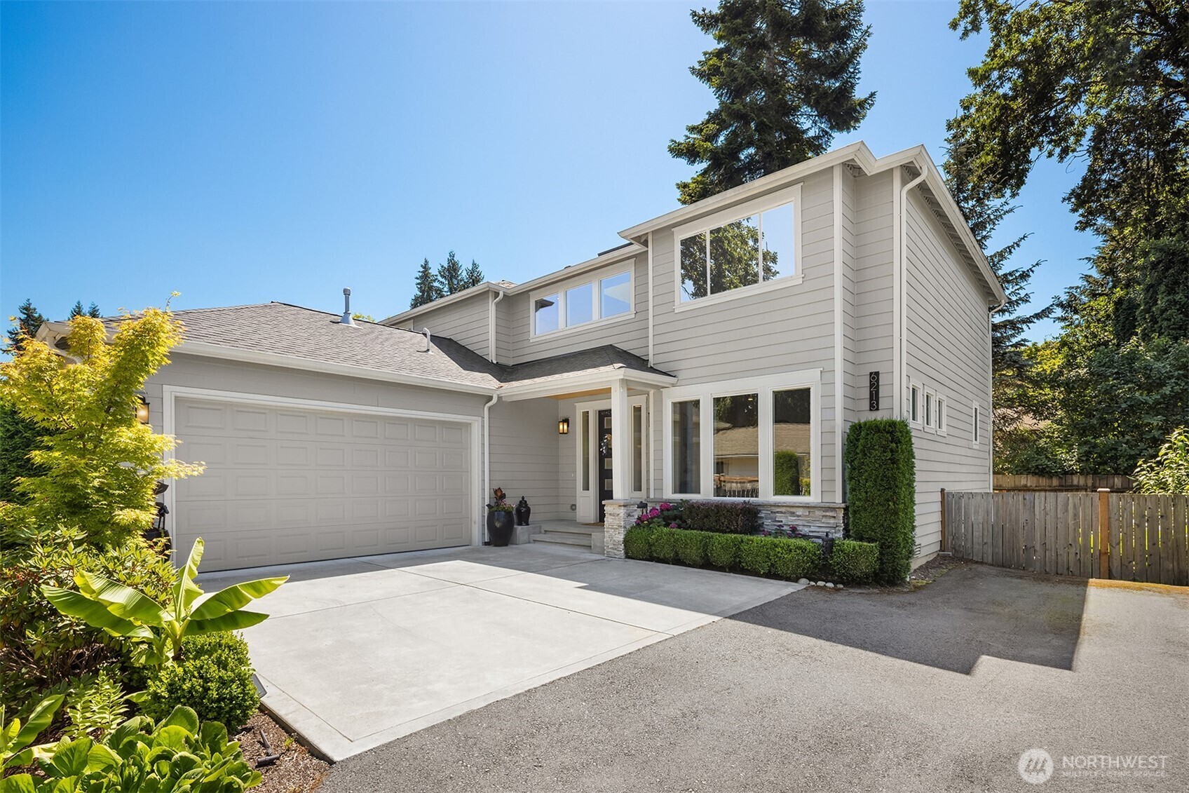Property Photo:  6213 NE 198th Street  WA 98028 