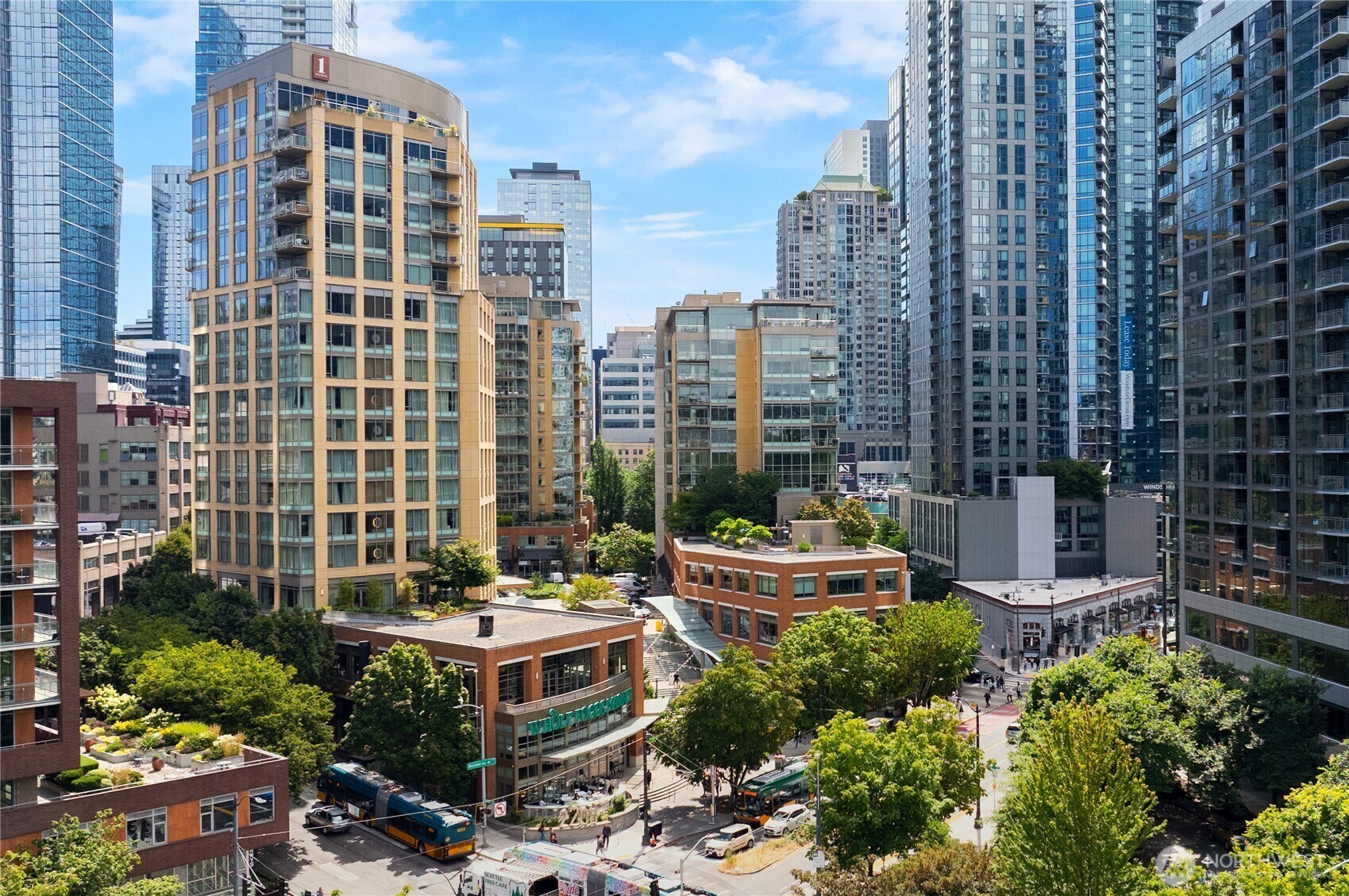 Property Photo: 900 Lenora Street W901 WA 98121