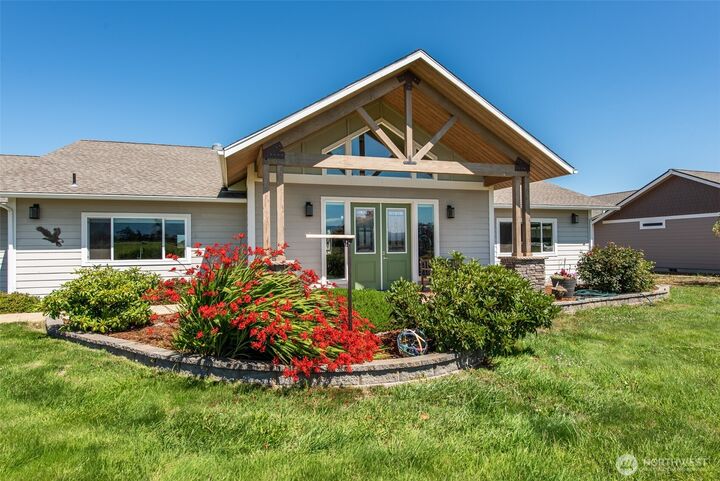 Property Photo:  94  Tulip Lane  WA 98382 