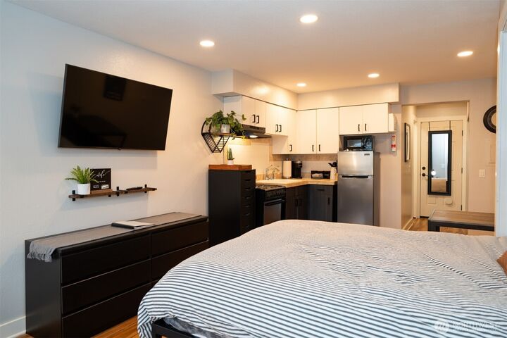 Property Photo: 250 Tucker Avenue 3 WA 98250