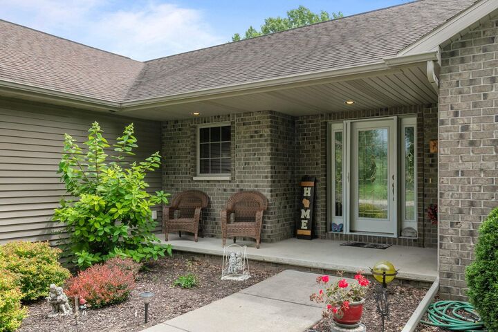 Property Photo:  2959 E Ridge Place  WI 54956 