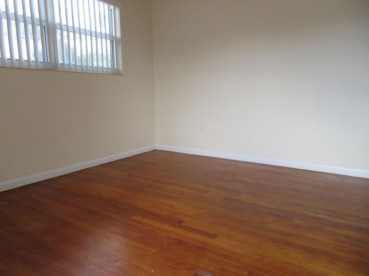 Property Photo: 1238 17th Avenue N 2 FL 33460