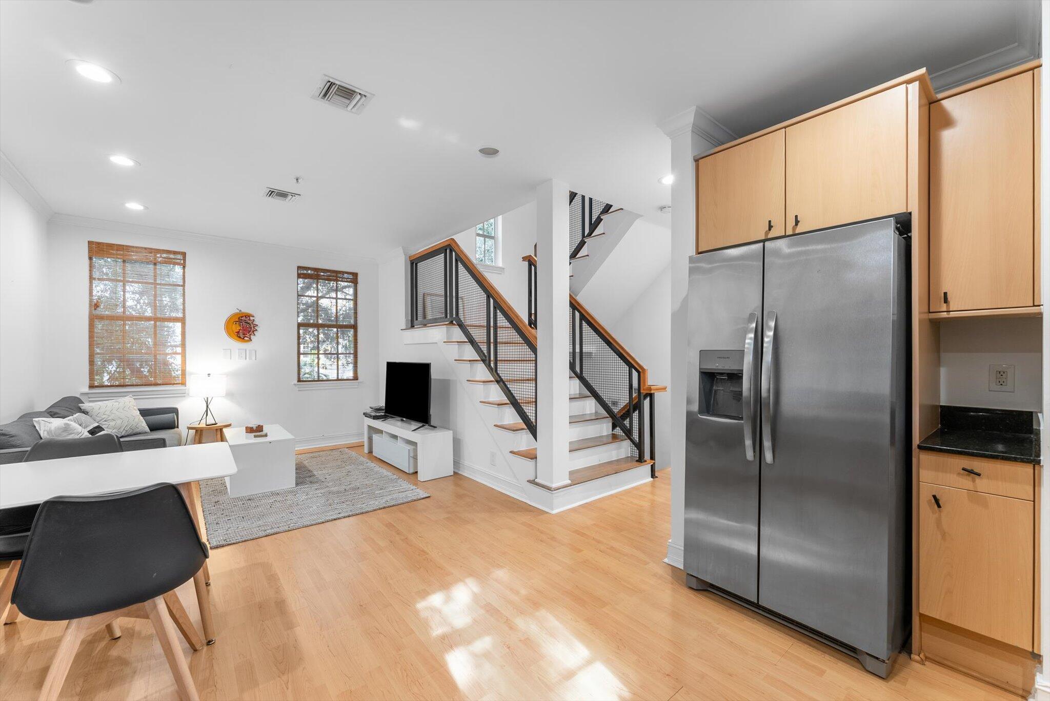 Property Photo: 75 NE 5th Avenue C FL 33483
