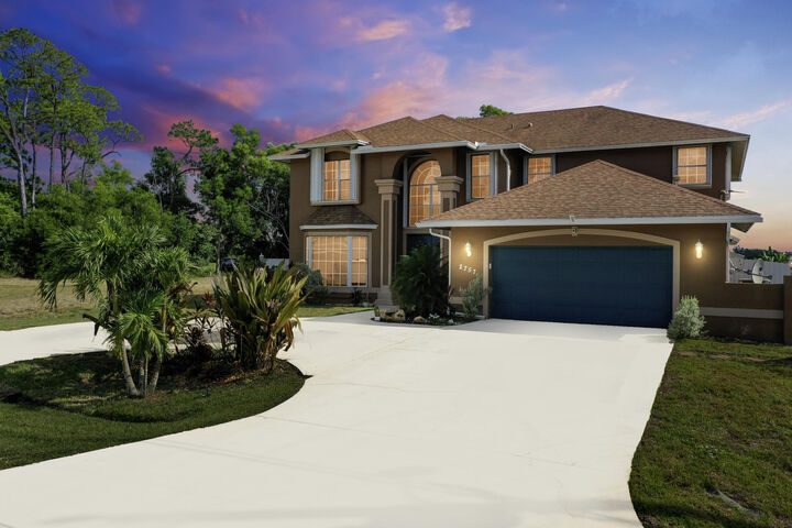 2757 SW Ann Arbor Road  Port Saint Lucie FL 34953 photo