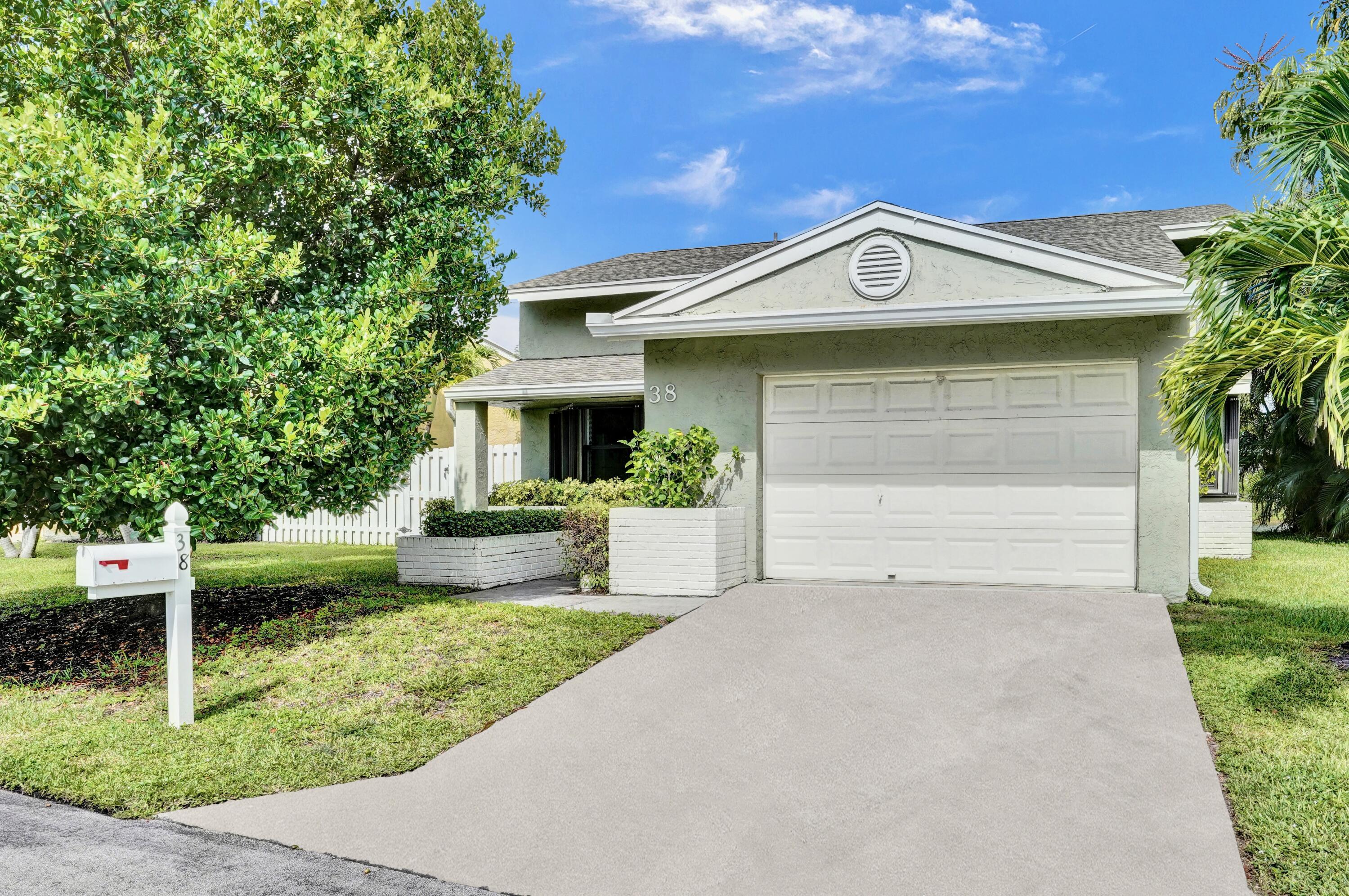38 Paxford Lane  Boynton Beach FL 33426 photo