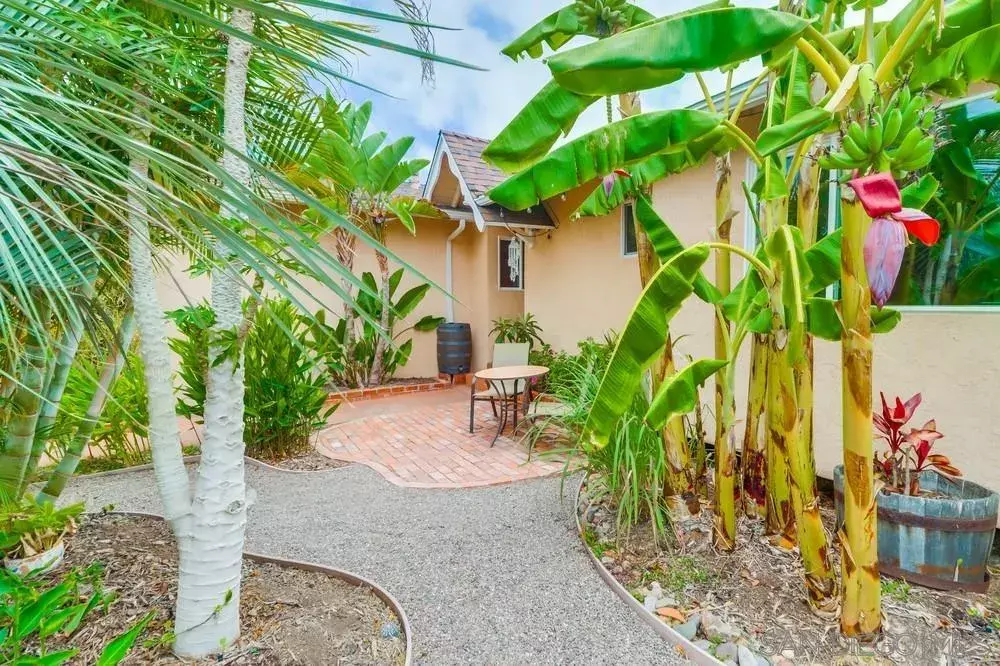 Property Photo: 3541 Pomeroy St CA 92123