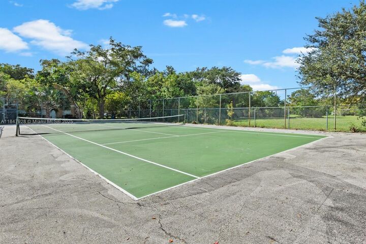 Property Photo: 3174 N Pine Island Rd FL 33351