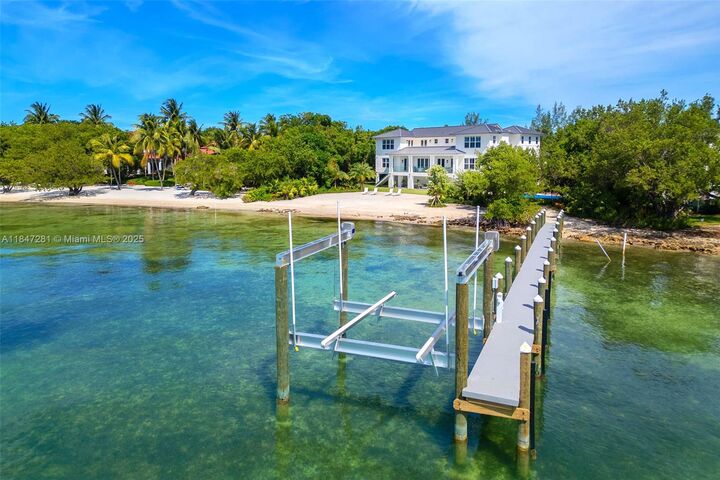 Property Photo:  75840 Overseas Hwy  FL 33036 