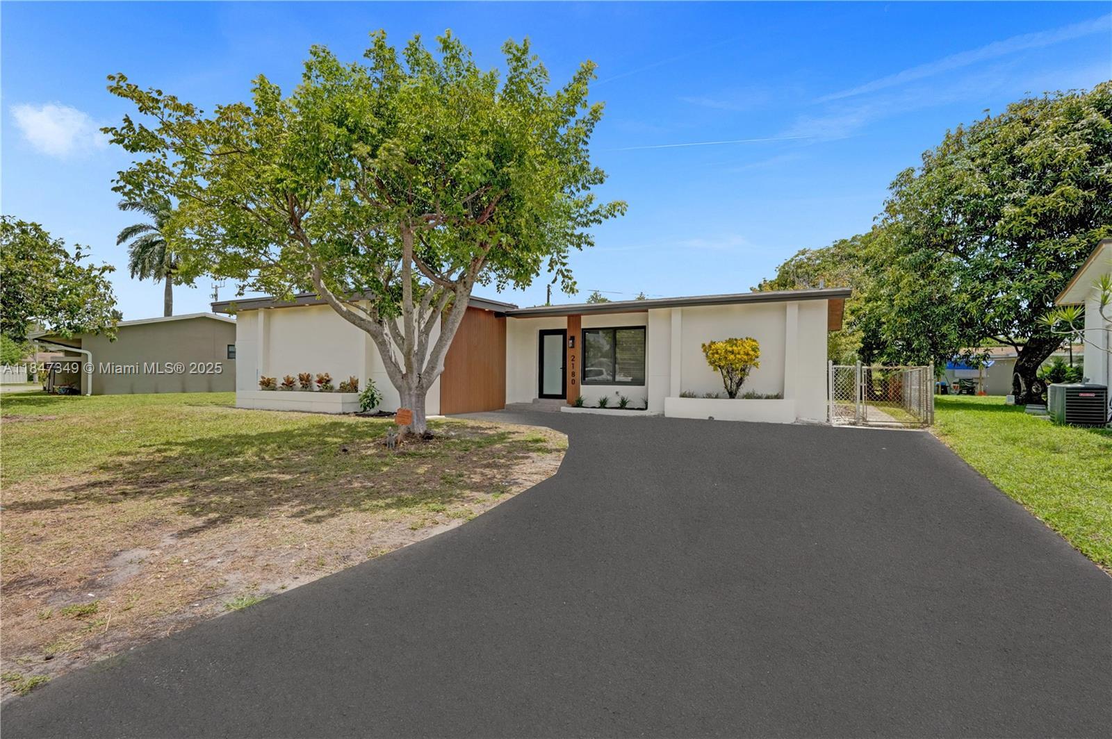 Property Photo:  2180 NW 74th Ave  FL 33313 