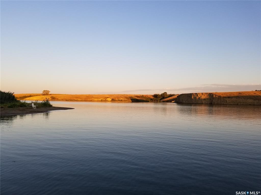 Photo de la propriété: Lake Address SK S0H 3P0