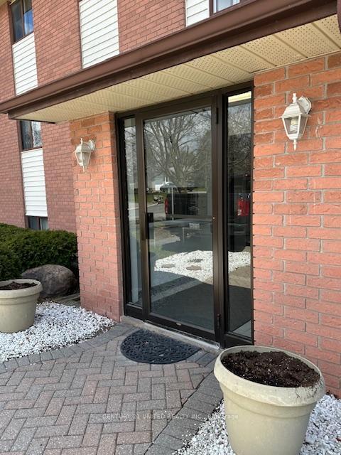 Photo de la propriété:  1429 Clearview Drive 304  ON K9K 1X8 
