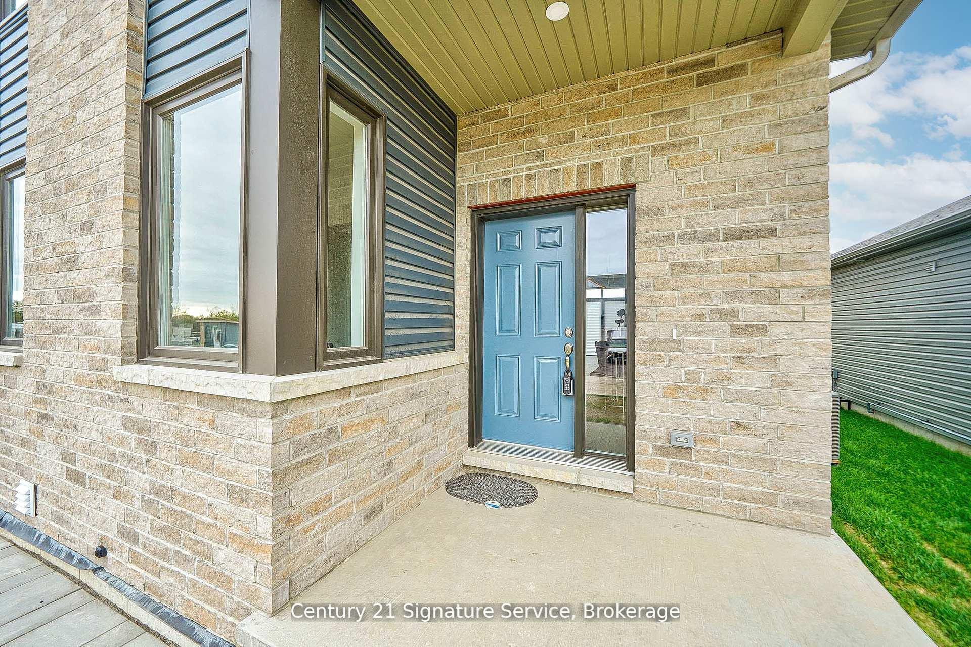 Property Photo: 12 Griffin Street ON K0K 2T0