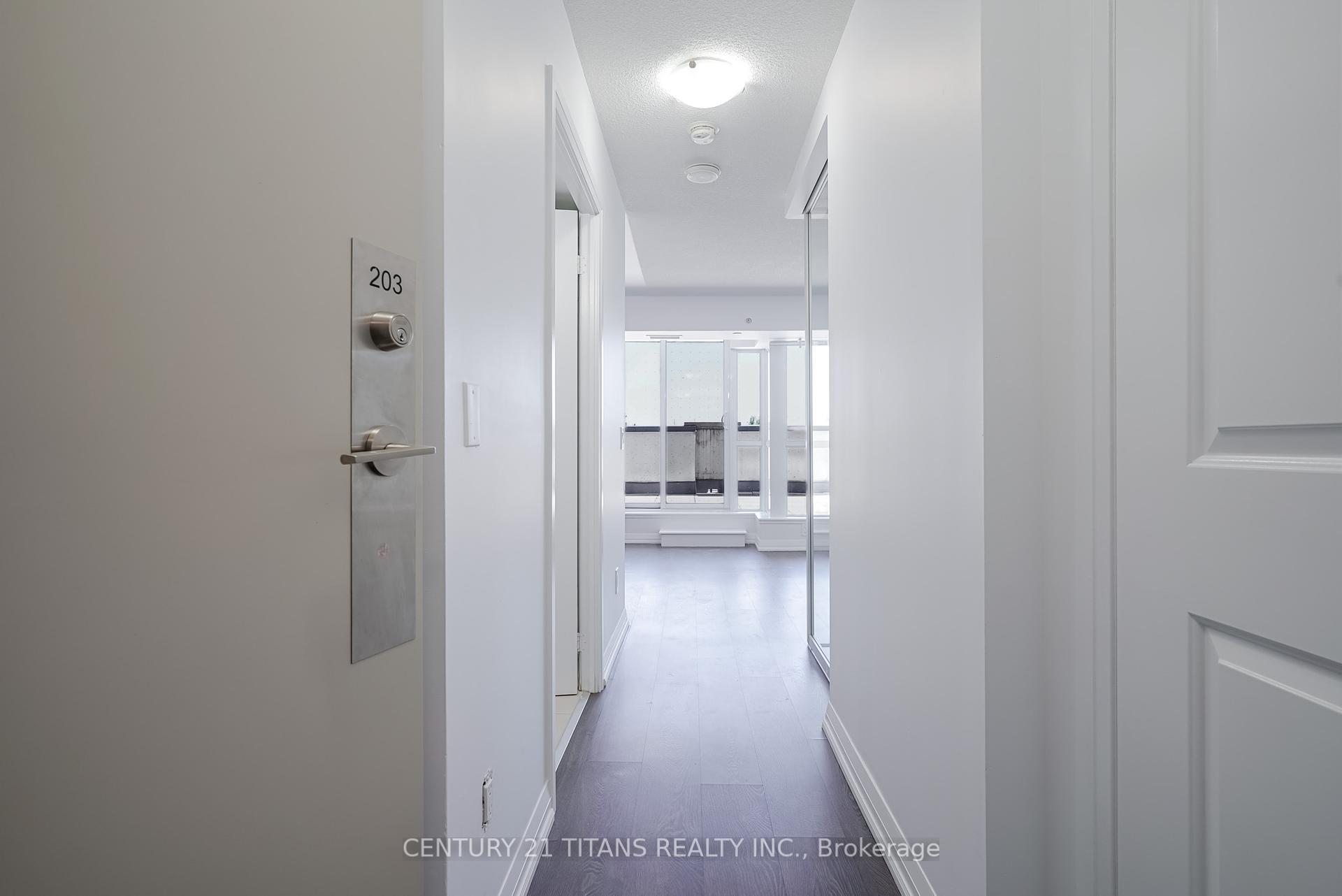 Photo de la propriété:  30 Meadowglen Place 203  ON M1G 0A6 