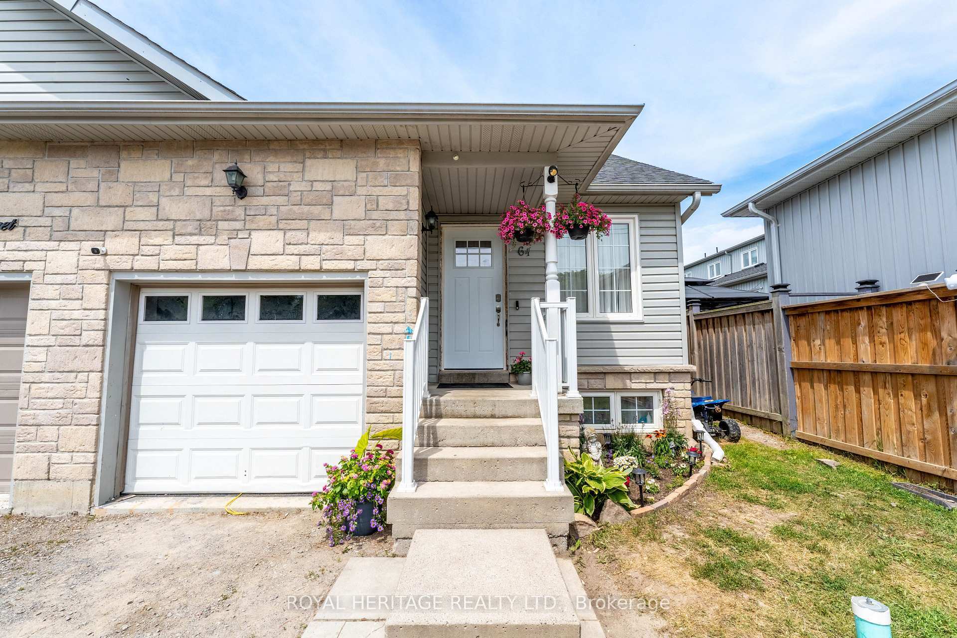 Property Photo: 64 Avenue Street ON L1H 0B7