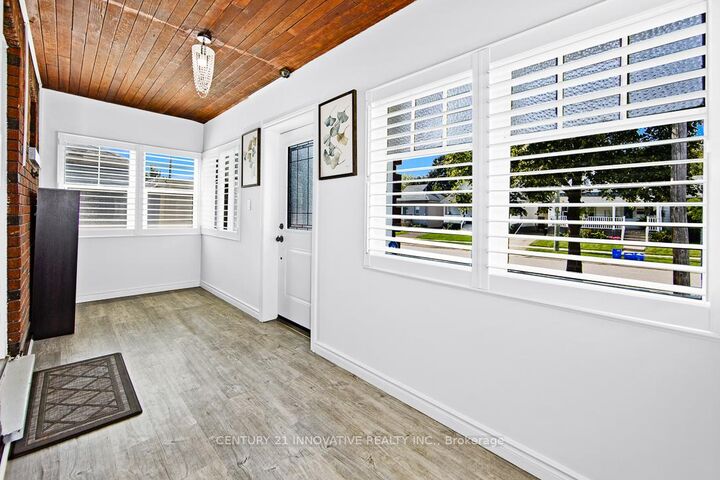 Property Photo:  219 Verdun Road  ON L1H 5T1 