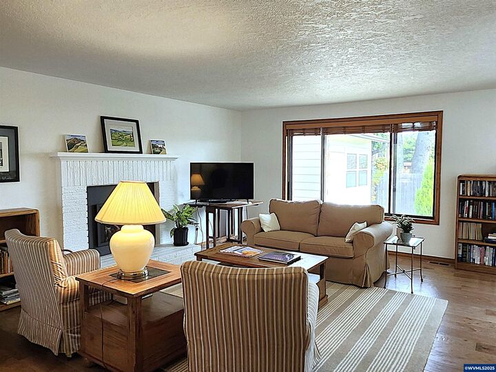 Property Photo:  1953 Arithmetic Dr SE  OR 97302 