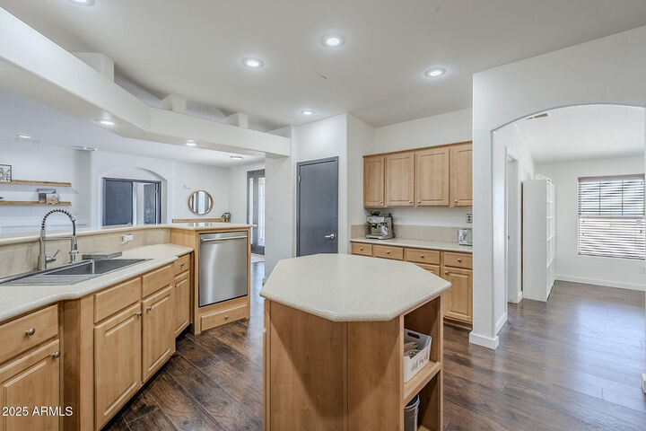 Property Photo:  30139 W Bellview Street  AZ 85396 