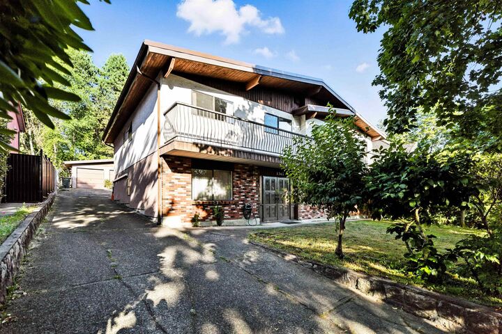 Property Photo: 1362 Phillips Avenue BC V5A 3Z3