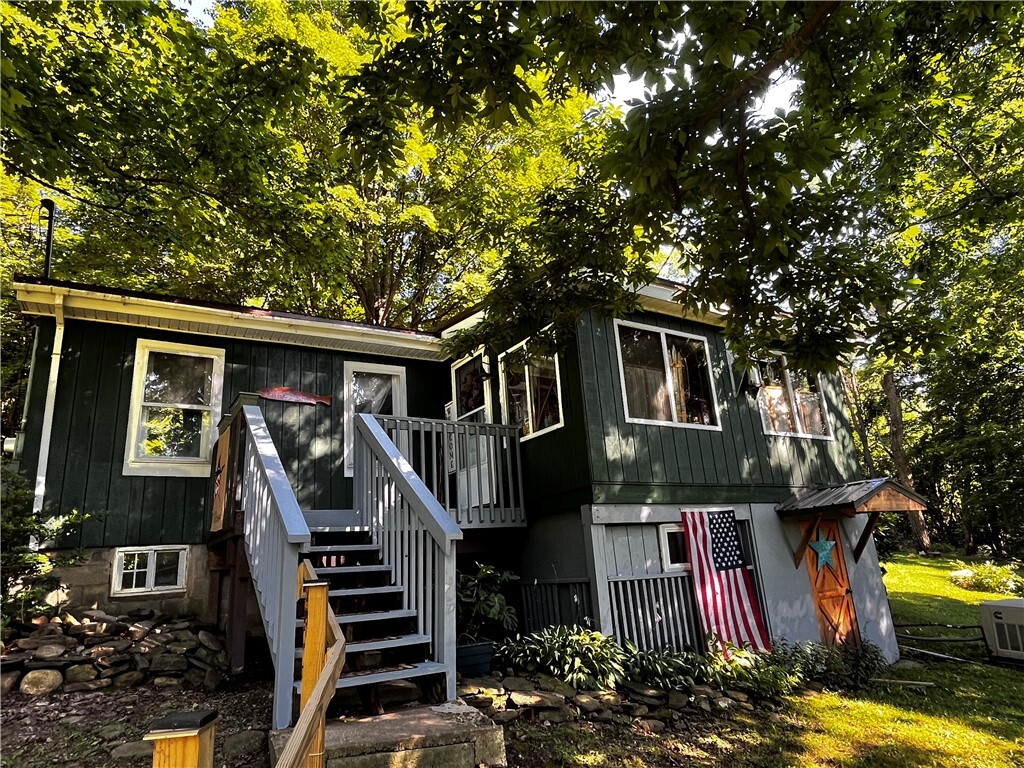Property Photo:  7726 Grouse Road  NY 14560 