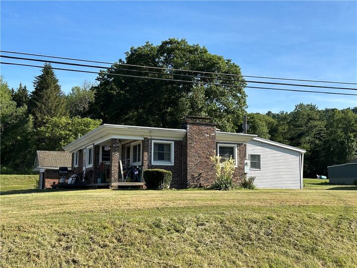 Property Photo: 1301 Main Street PA 16731
