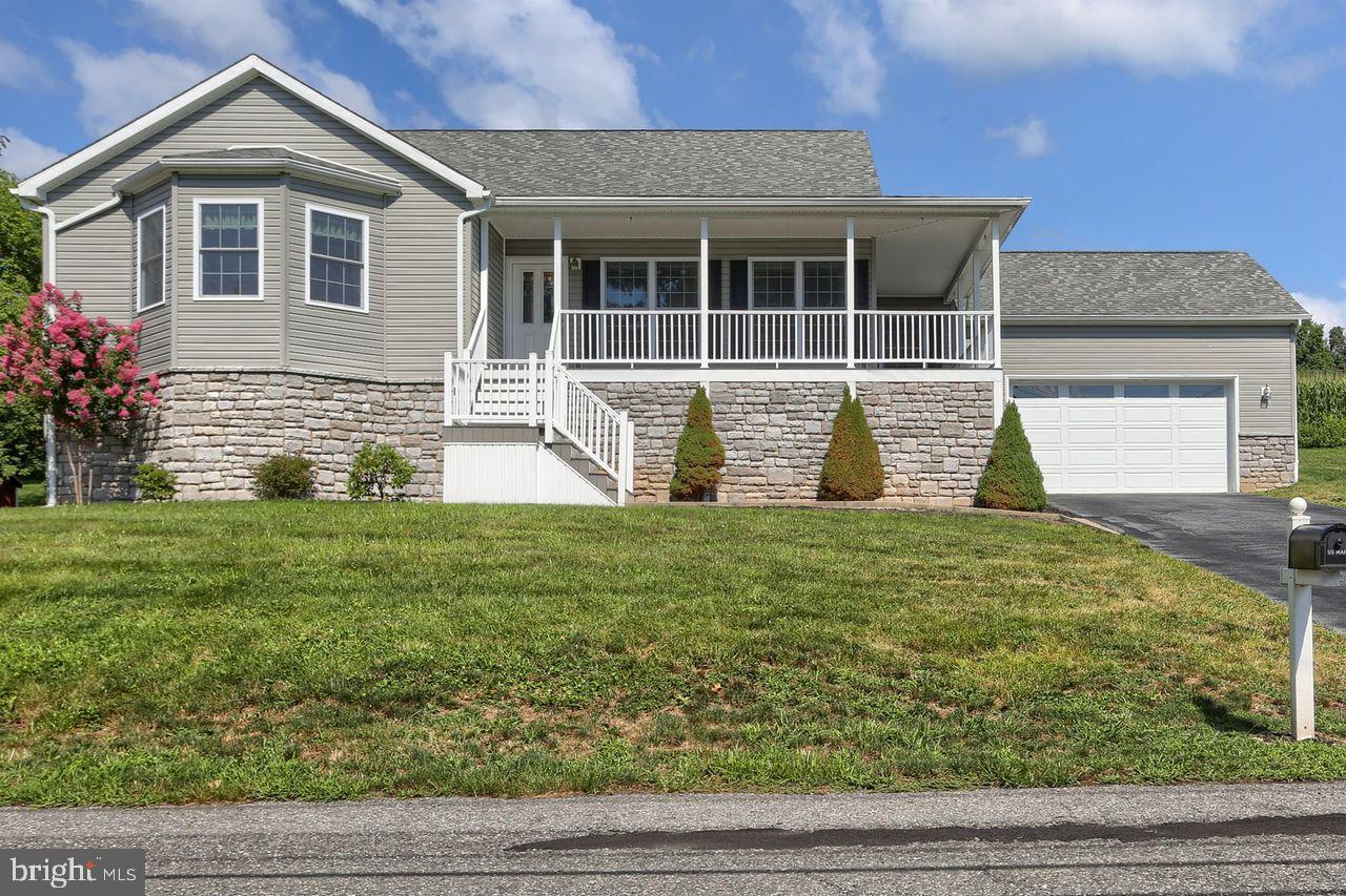 Property Photo: 110 Aucker Street PA 17045