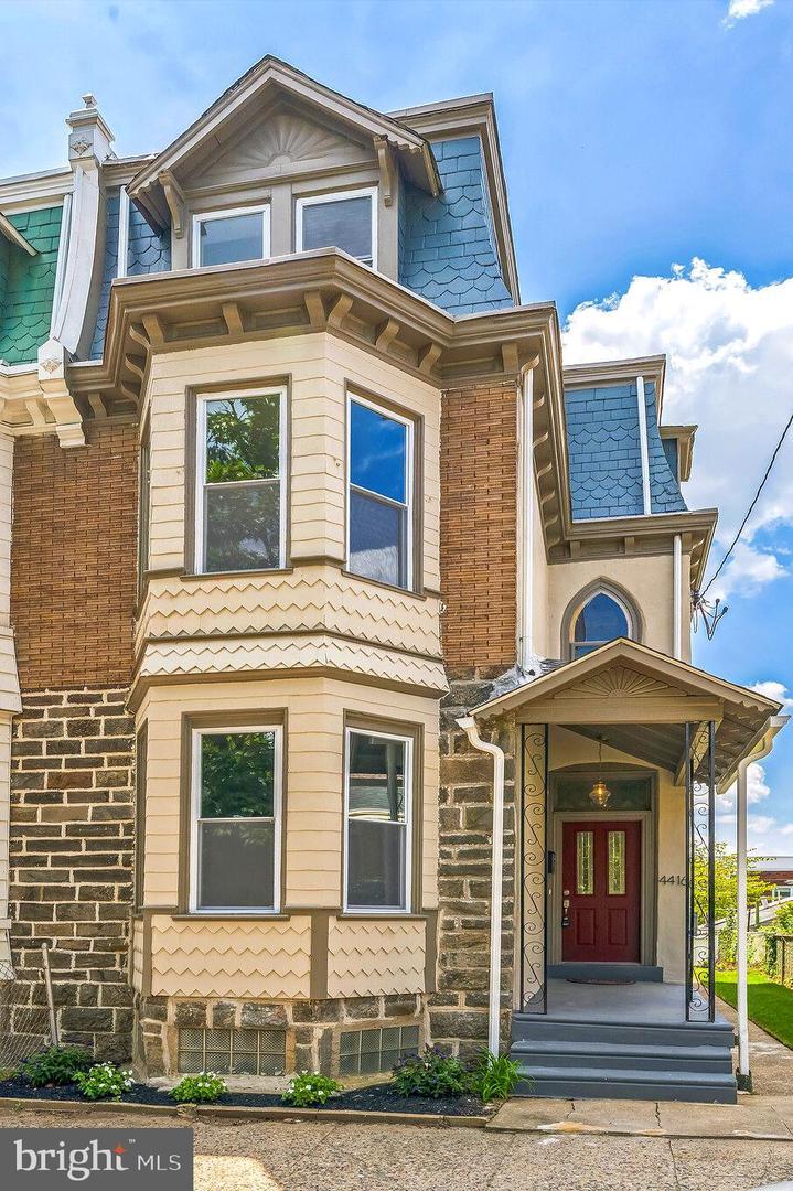 4416 Pechin Street  Philadelphia PA 19128 photo